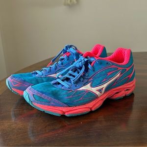 Mizuno Wave Catalyst Running Shoes